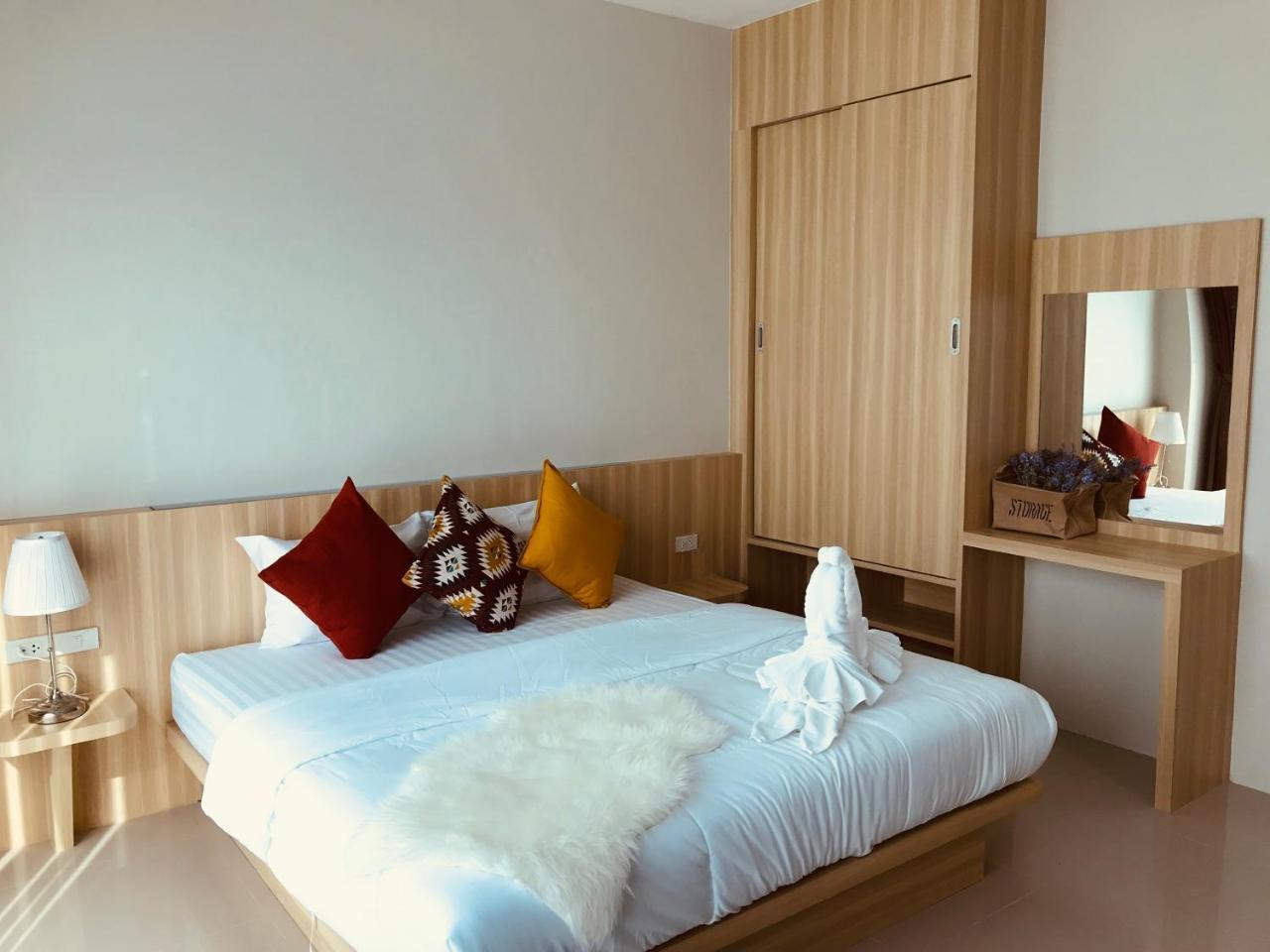 Khlong Muang Condotel Krabi town Екстериор снимка